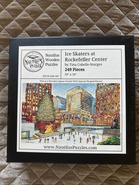 Nautilus Rockefeller Center Ice Skating Puzzle - Black, White, Multicolor